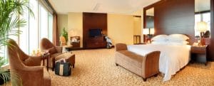 Hotel Room iStock 000007936635Small 1 670x270