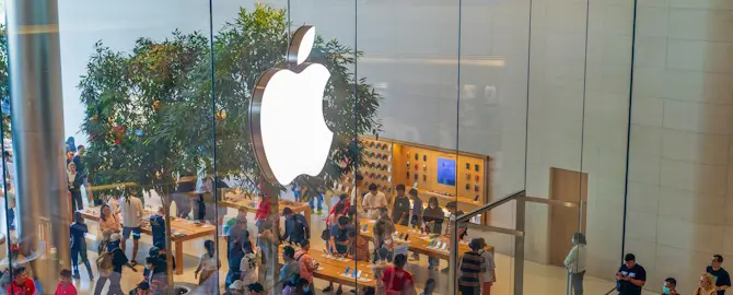 Apple Store iStock 2149672337 670x270